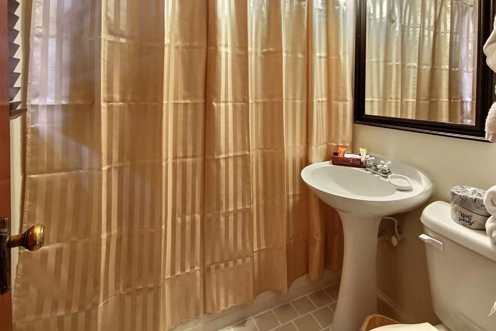 The Dillard House Hotell Eksteriør bilde